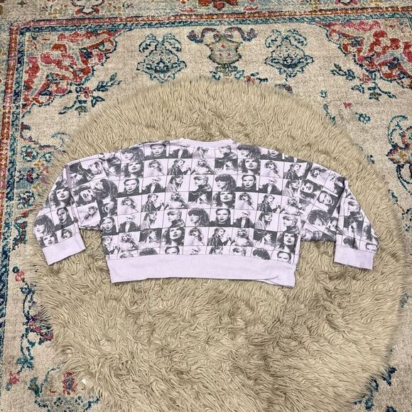 Taylor Swift Eras Tour Crop Sweatshirt size medium - Picture 4 of 4